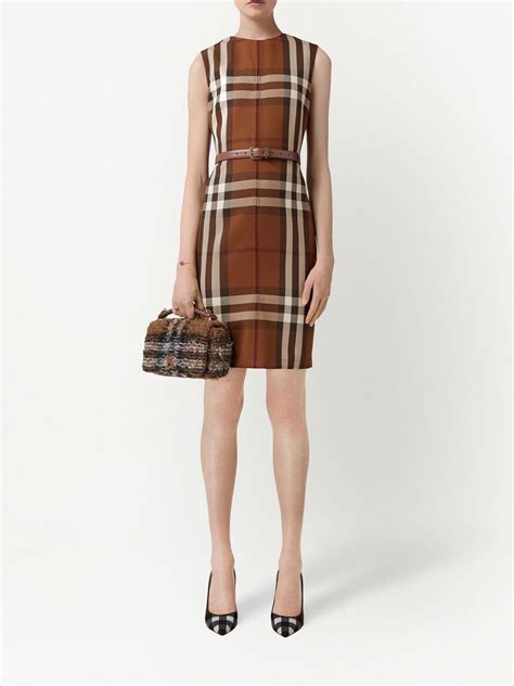 abbigliamento donna tipo burberry|official burberry website.